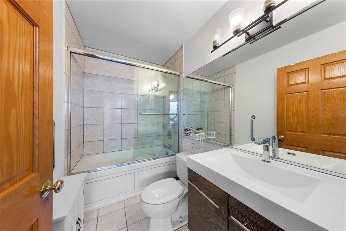 431 S Dearborn Street Unit: 1204
