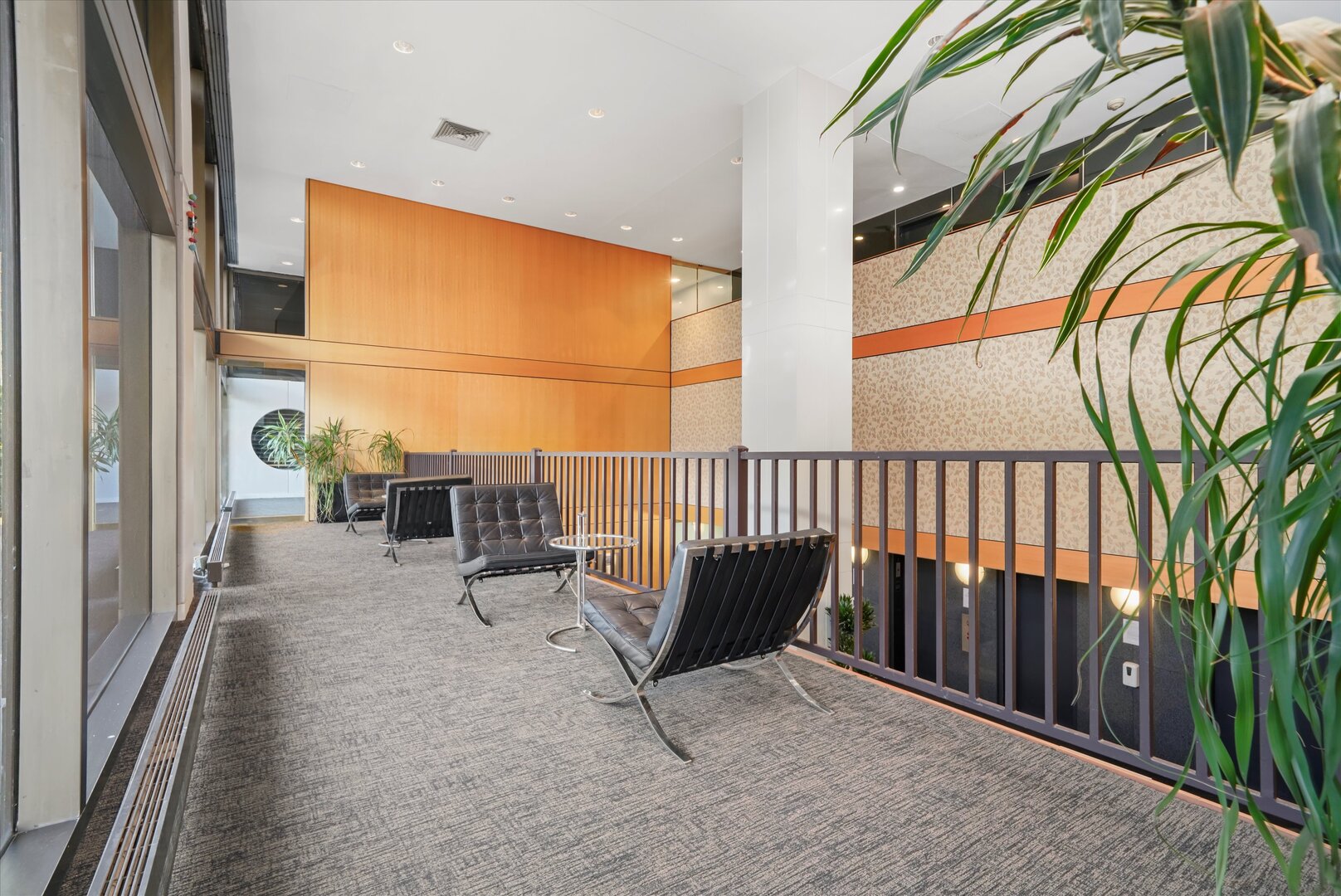 4343 N Clarendon Avenue Unit: 2210