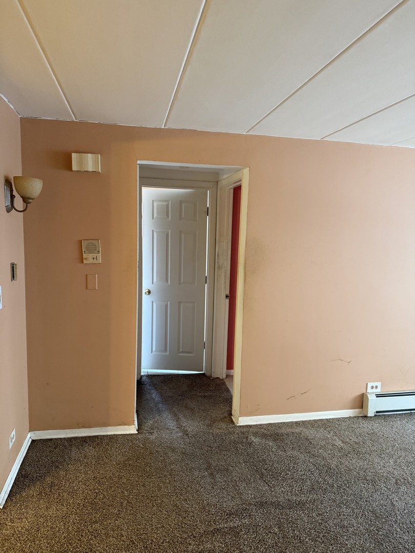 5241 N East River Road Unit: 1C