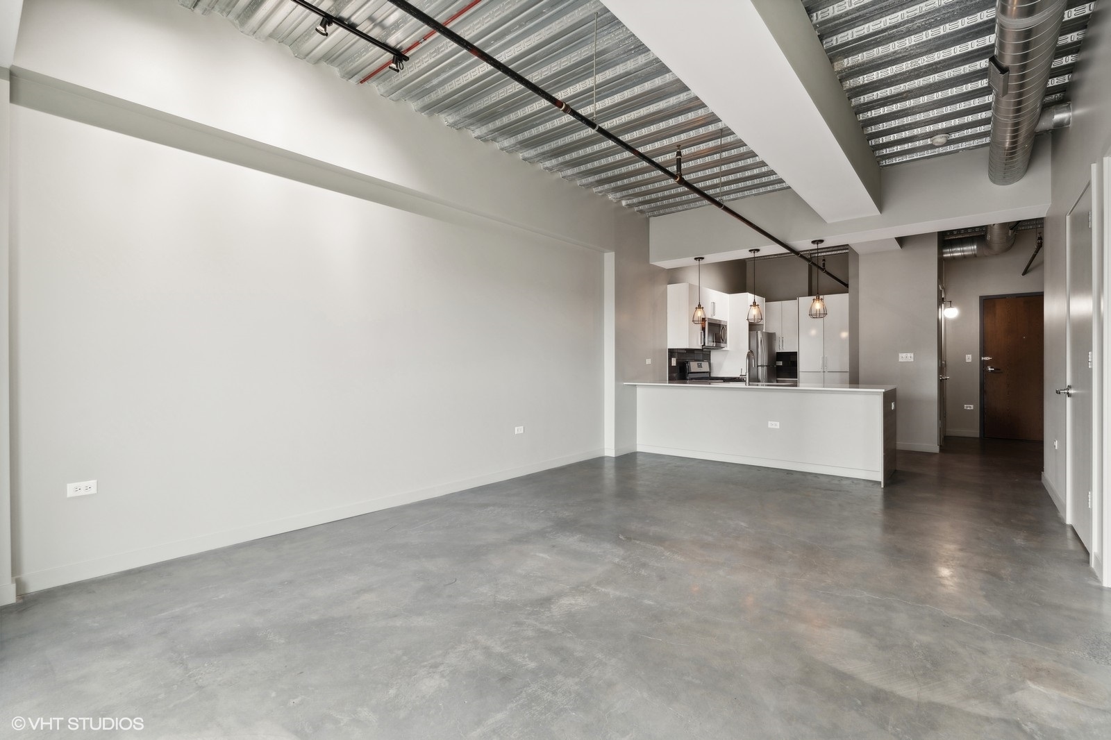 1241 N MILWAUKEE Avenue Unit: 305