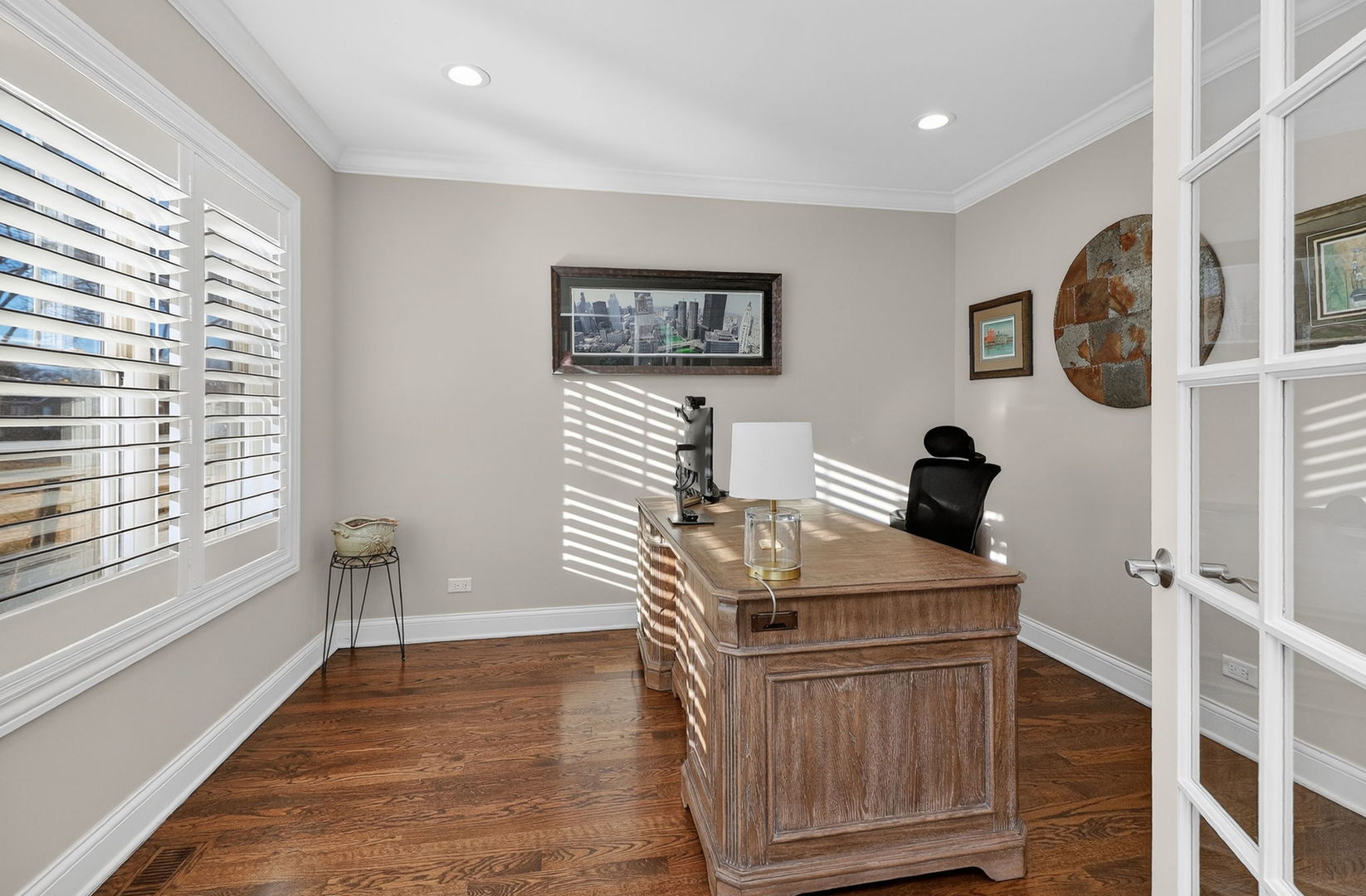 4343 Elm Street