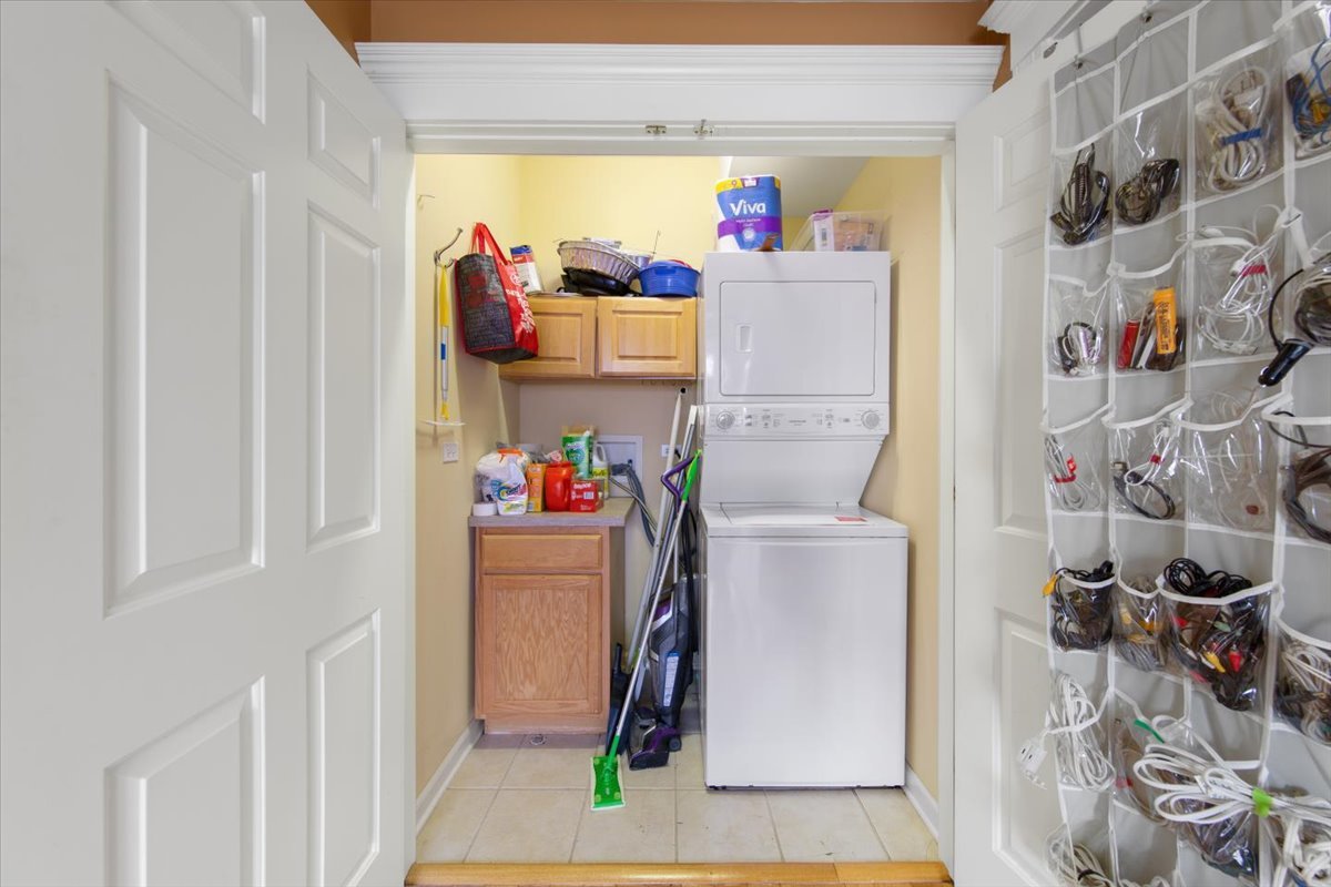 111 S 5th Avenue Unit: D