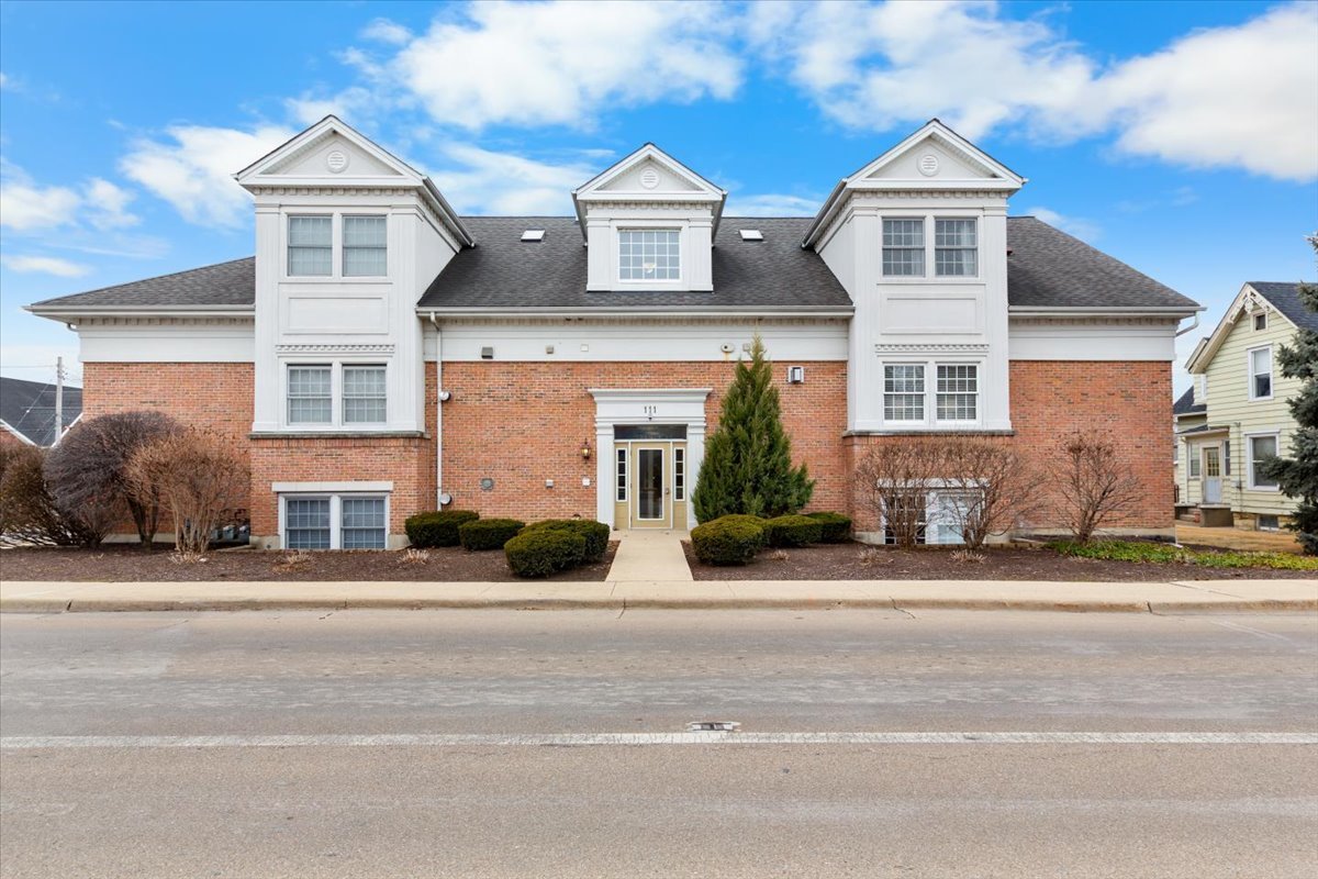 111 S 5th Avenue Unit: D