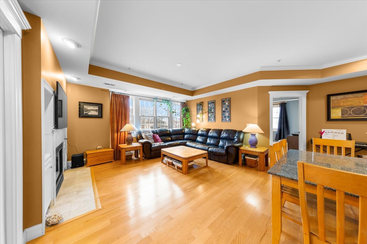 111 S 5th Avenue Unit: D