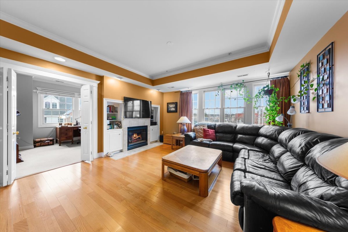 111 S 5th Avenue Unit: D