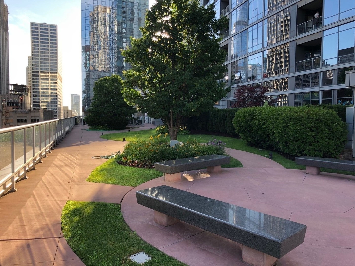 240 E Illinois Street Unit: 402