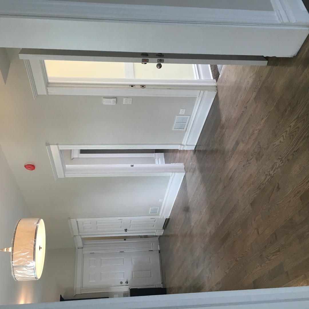 2002 S Desplaines Street Unit: 1F