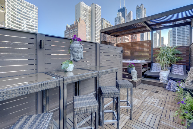 53 E Division Street