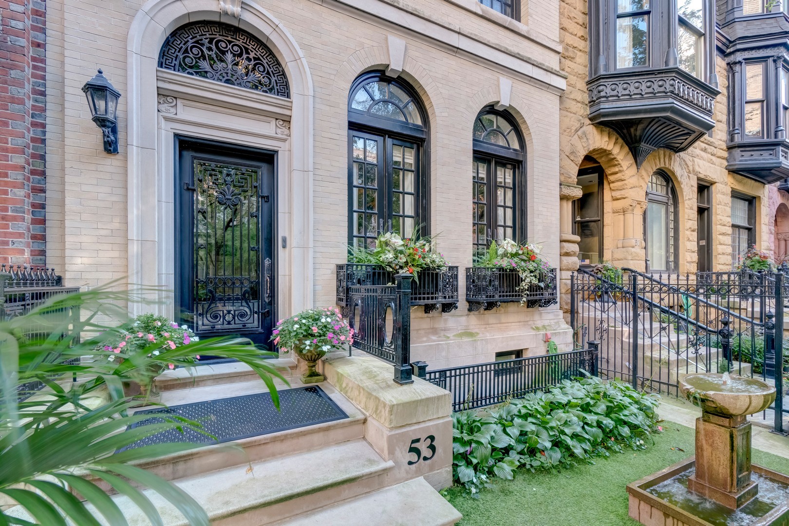 53 E Division Street