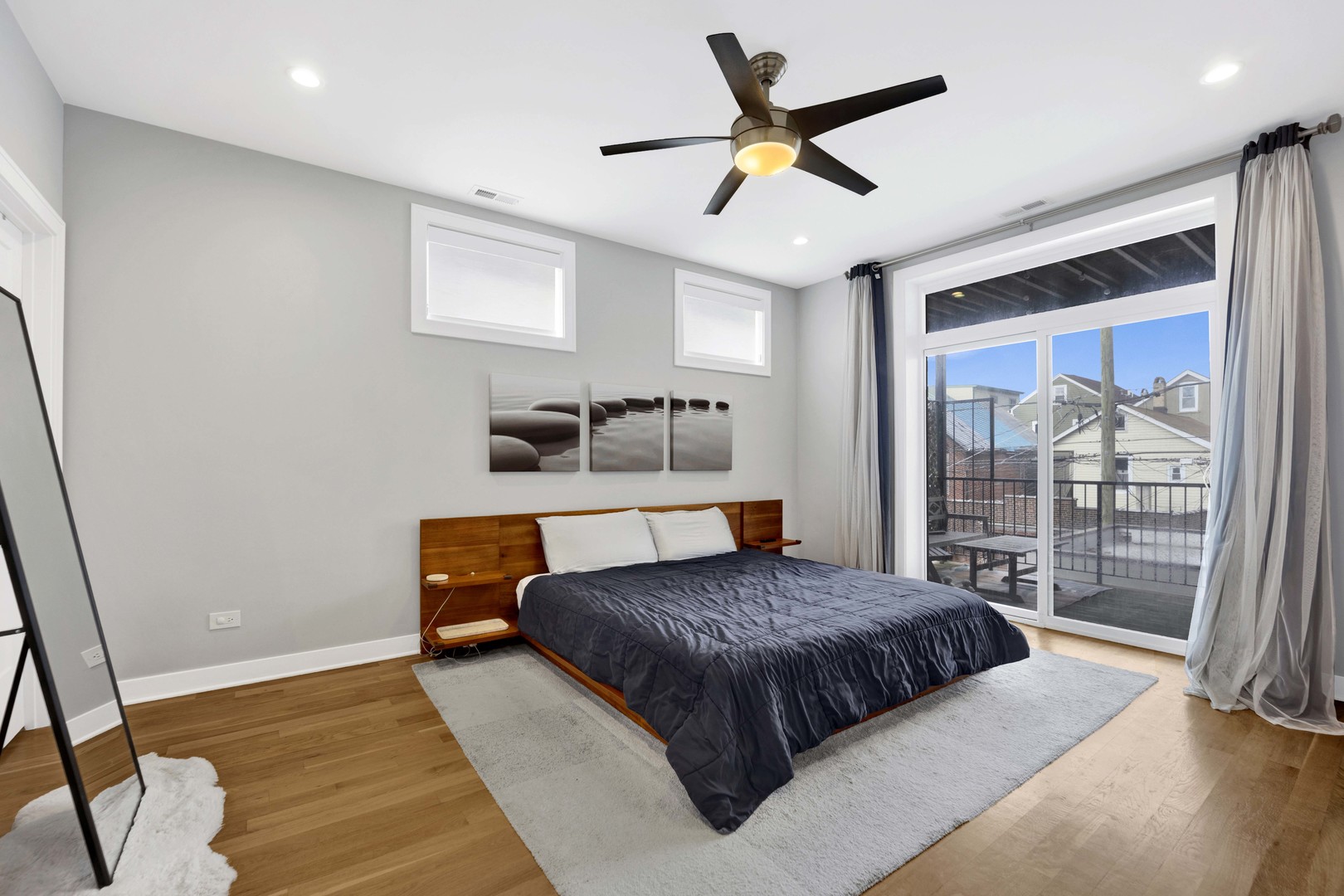 1810 S Racine Avenue Unit: 2