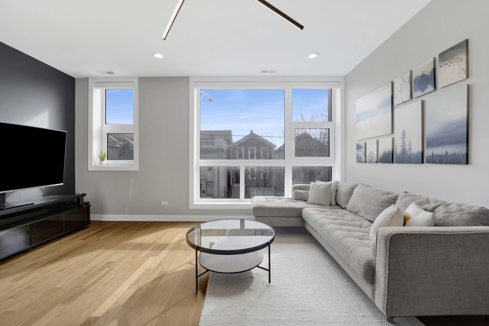 1810 S Racine Avenue Unit: 2