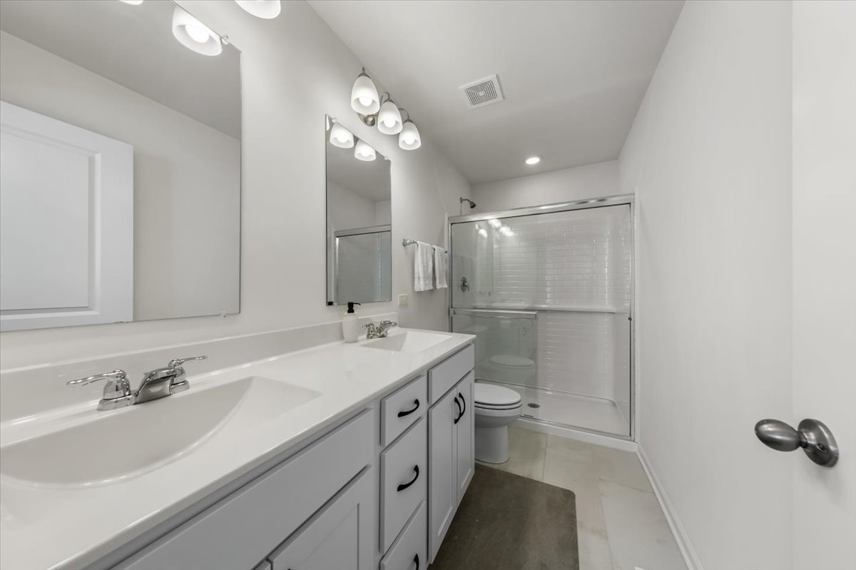 2217 Venture Drive Unit: 2217