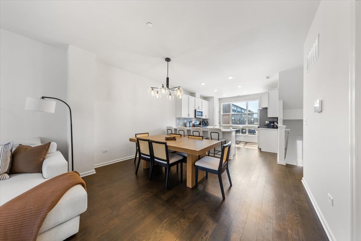 2217 Venture Drive Unit: 2217