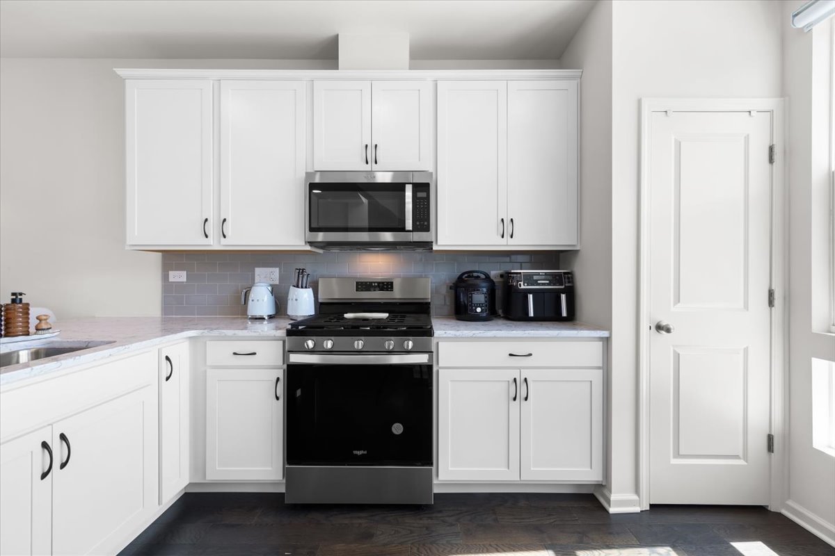 2217 Venture Drive Unit: 2217