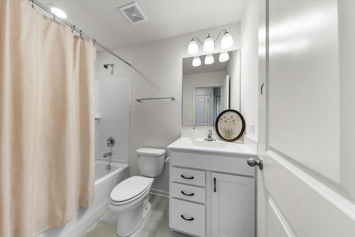 2217 Venture Drive Unit: 2217