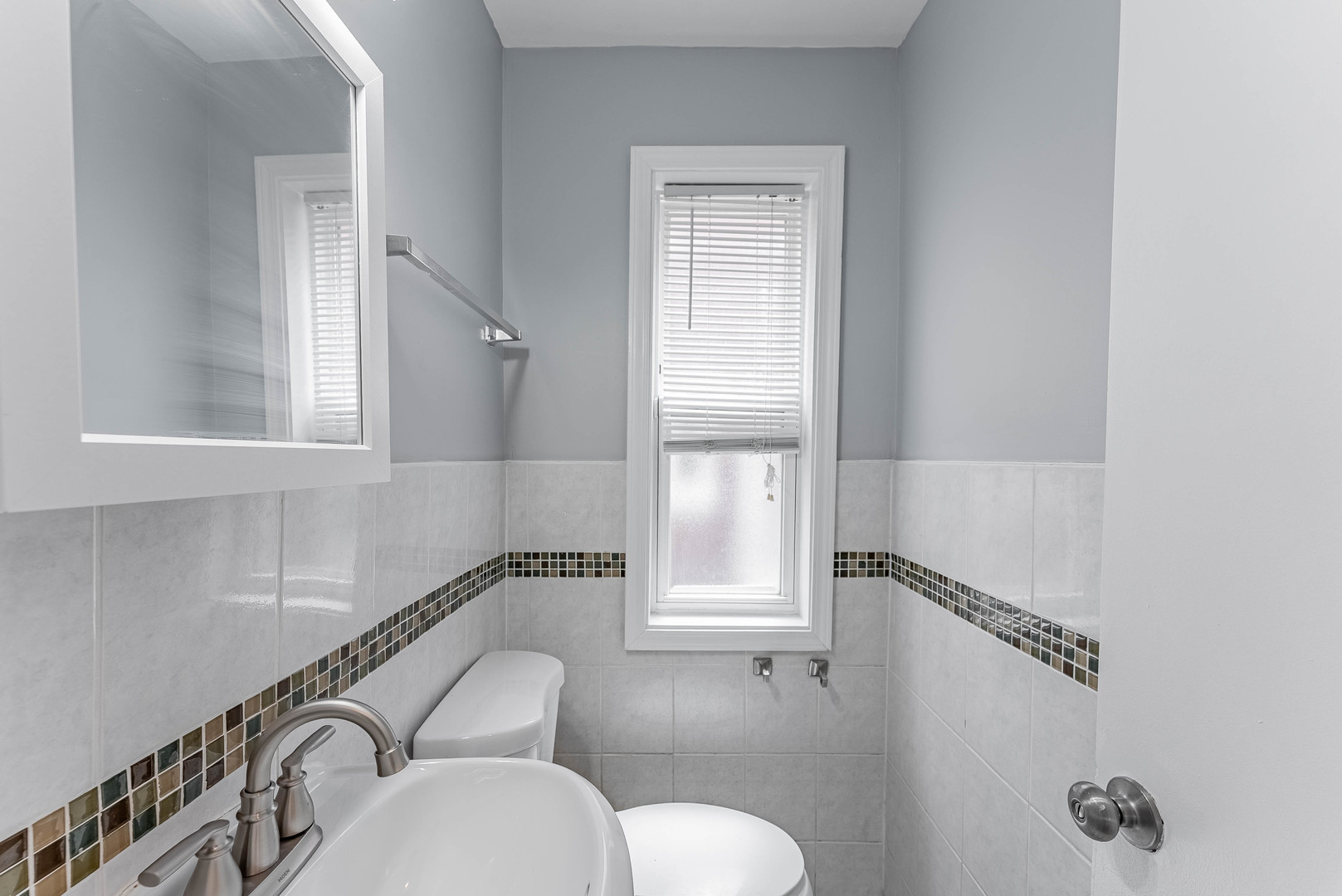 5115 N Springfield Avenue Unit: B