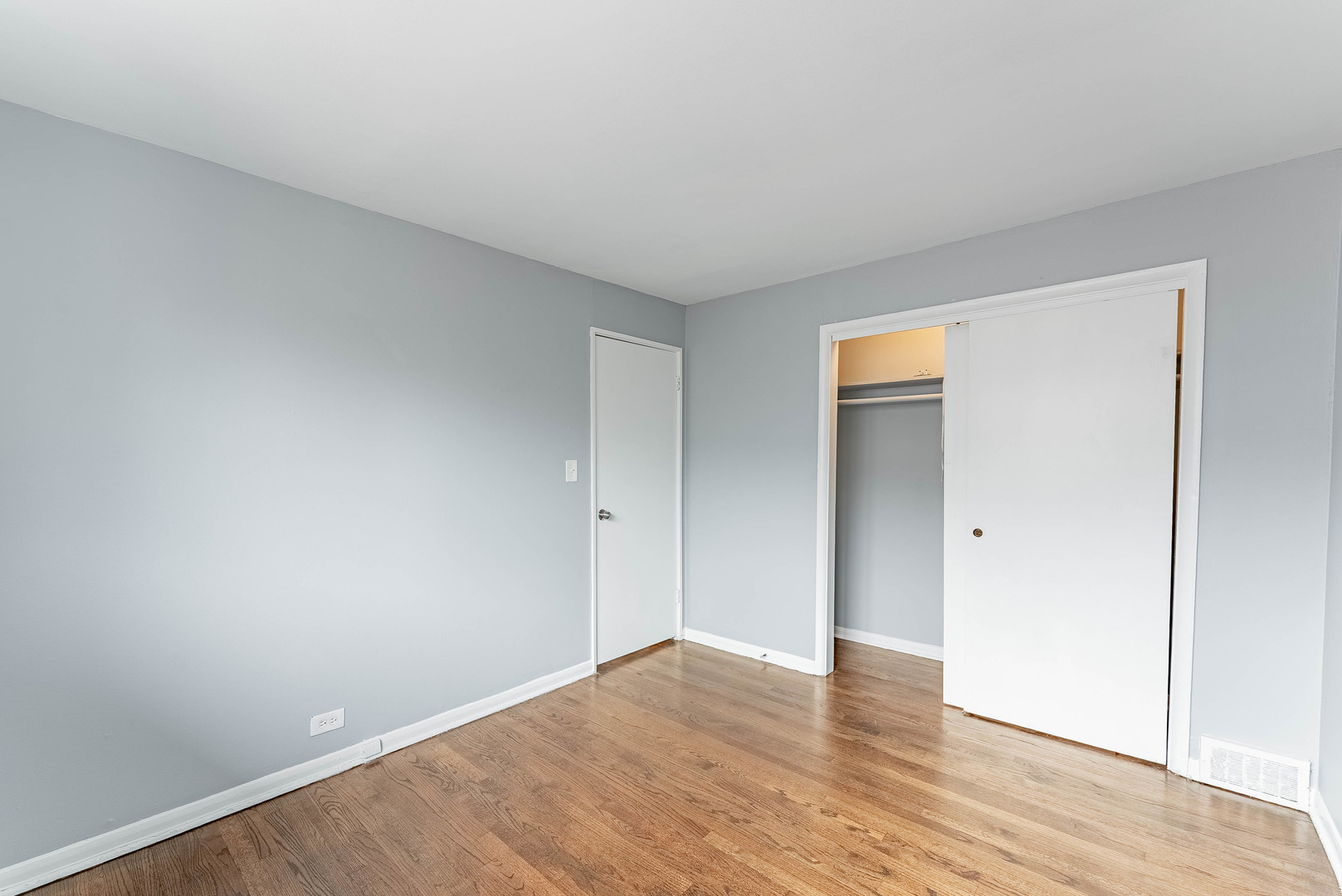5115 N Springfield Avenue Unit: B