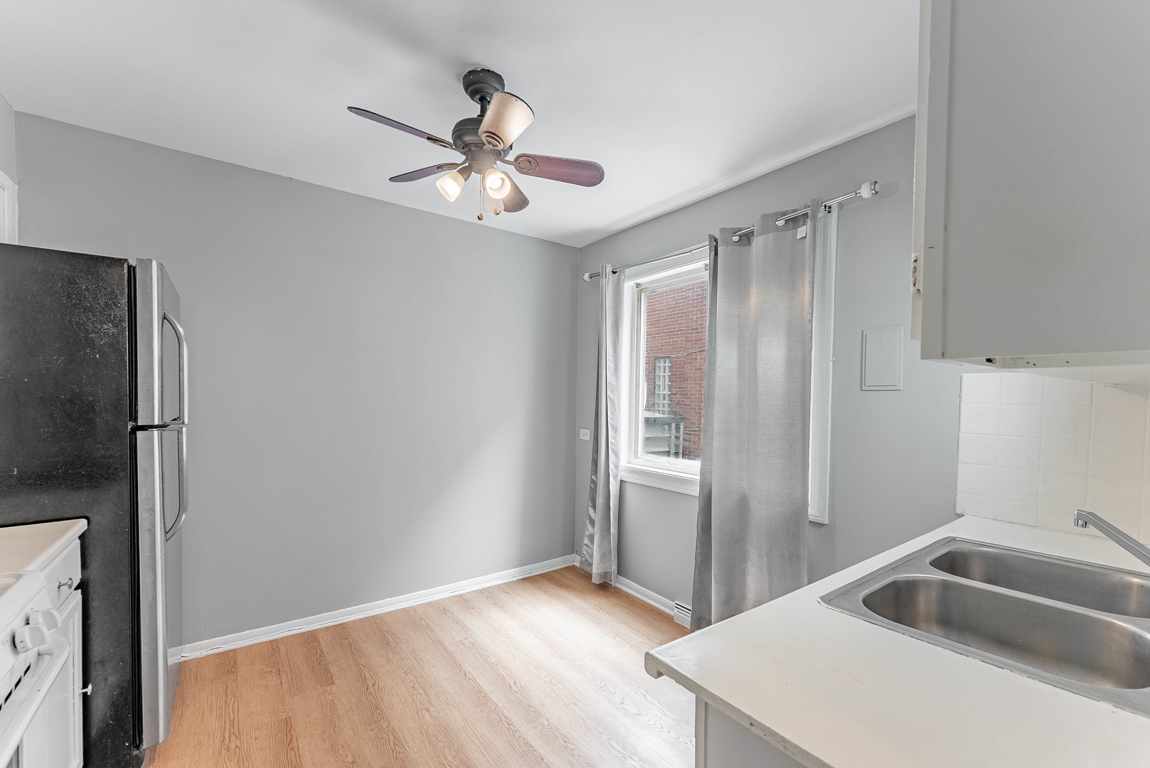 5115 N Springfield Avenue Unit: B