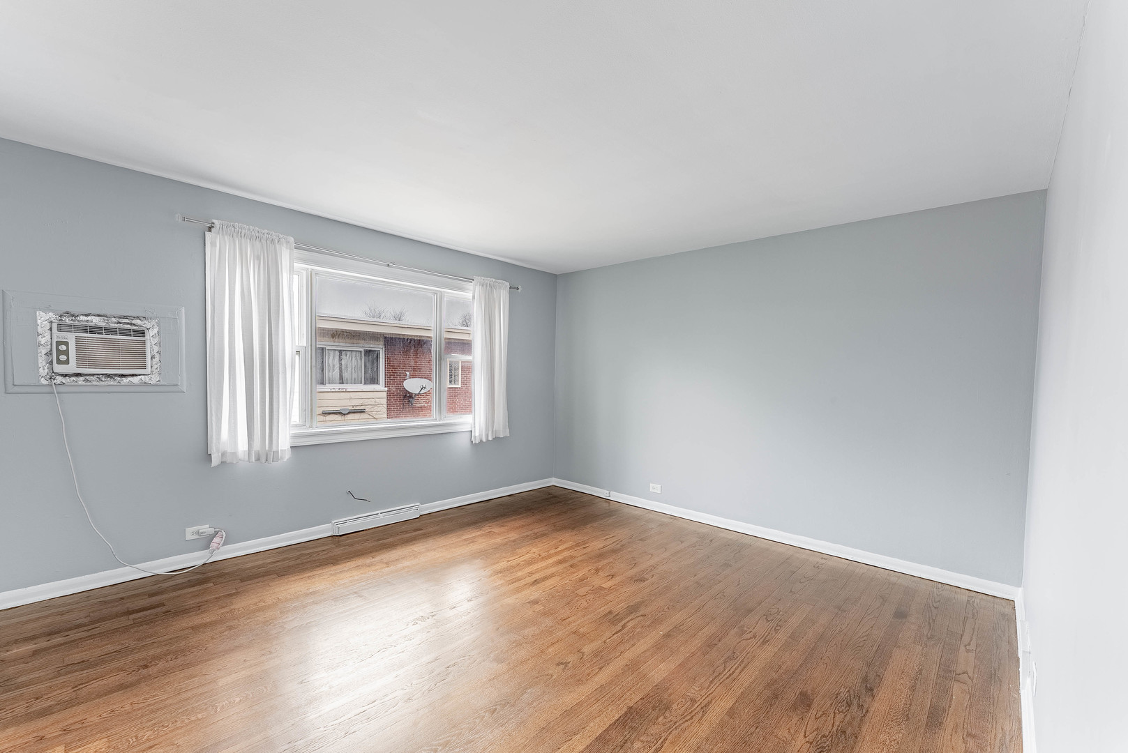5115 N Springfield Avenue Unit: B