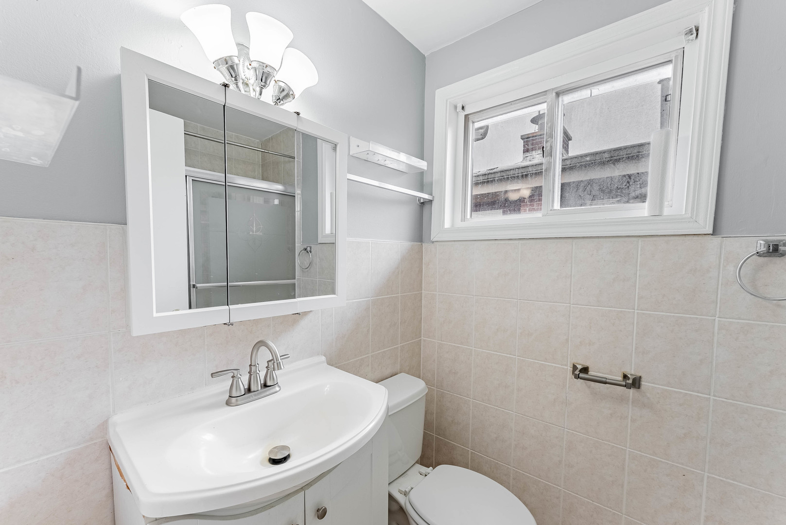 5115 N Springfield Avenue Unit: B
