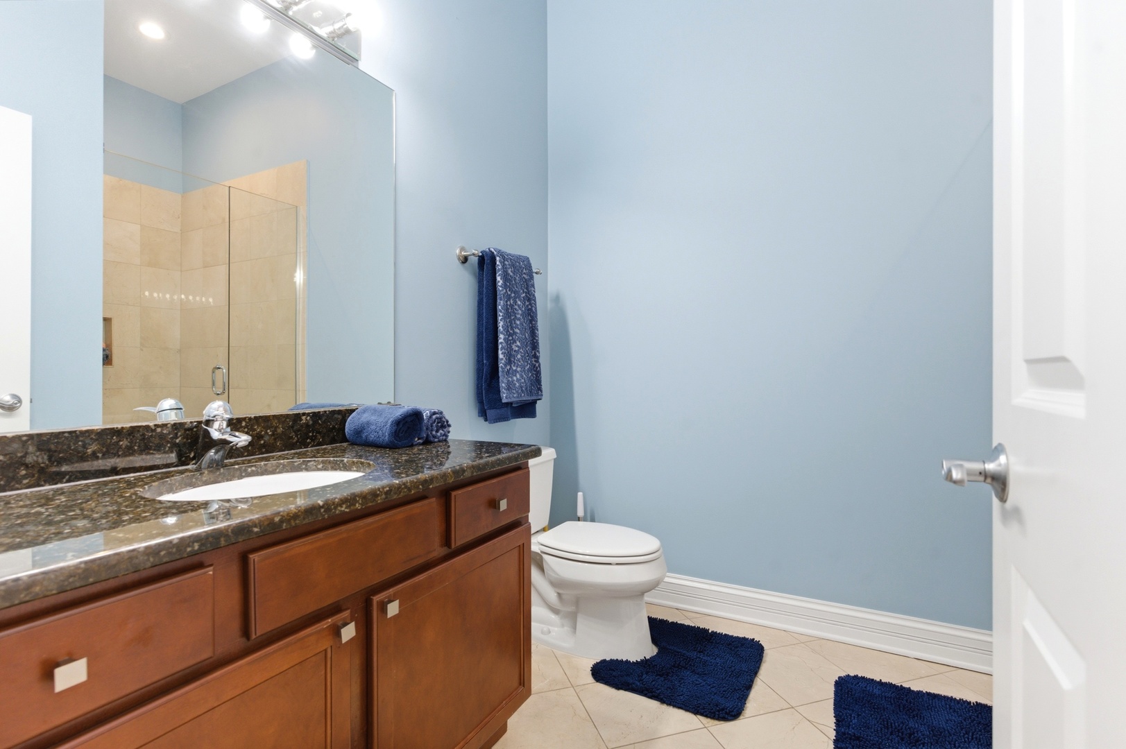 1359 W GRAND Avenue Unit: 2