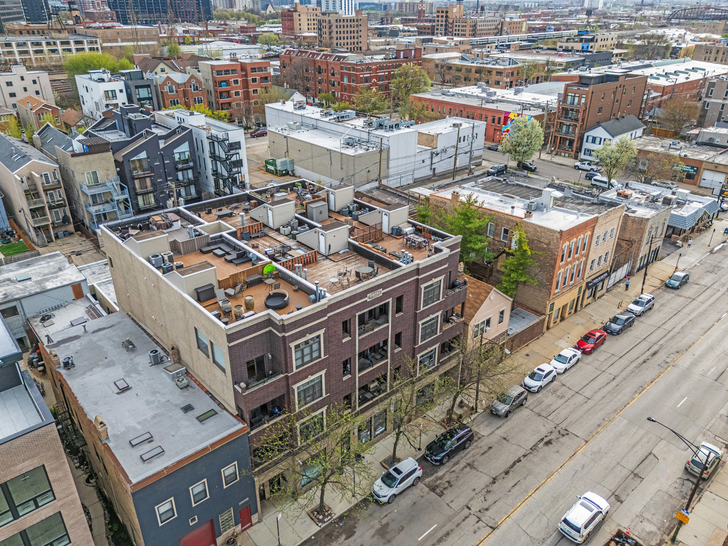 1359 W GRAND Avenue Unit: 2