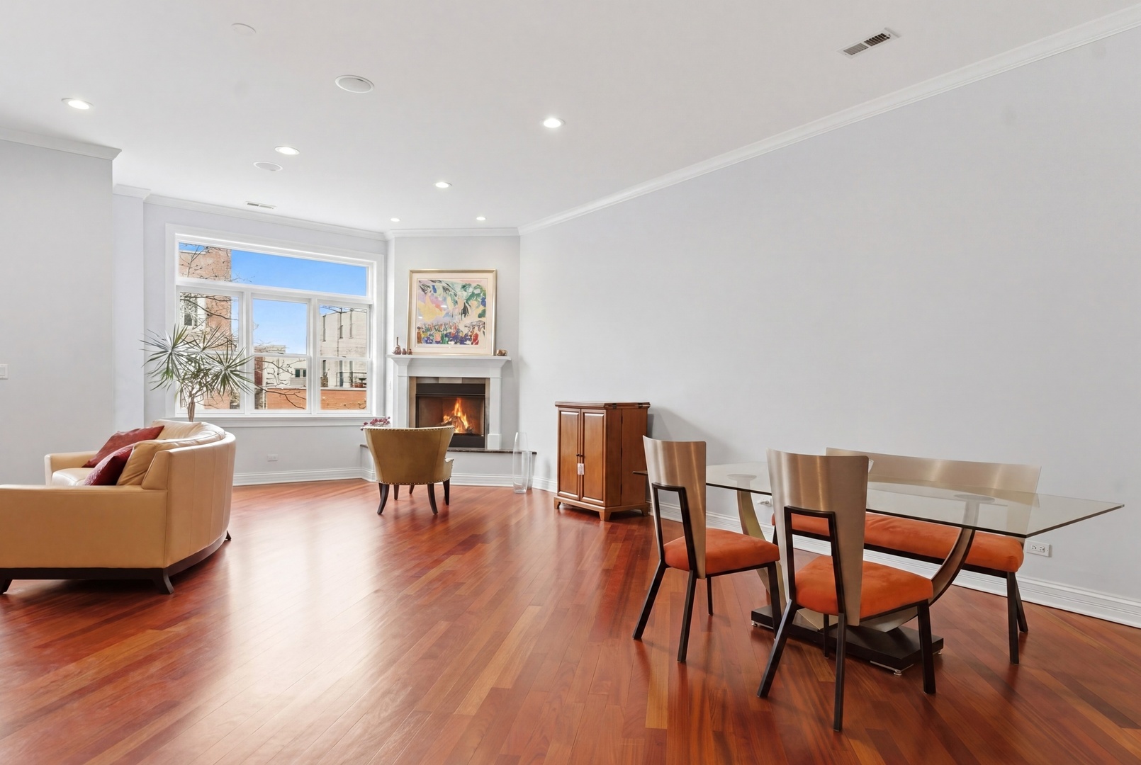 1359 W GRAND Avenue Unit: 2