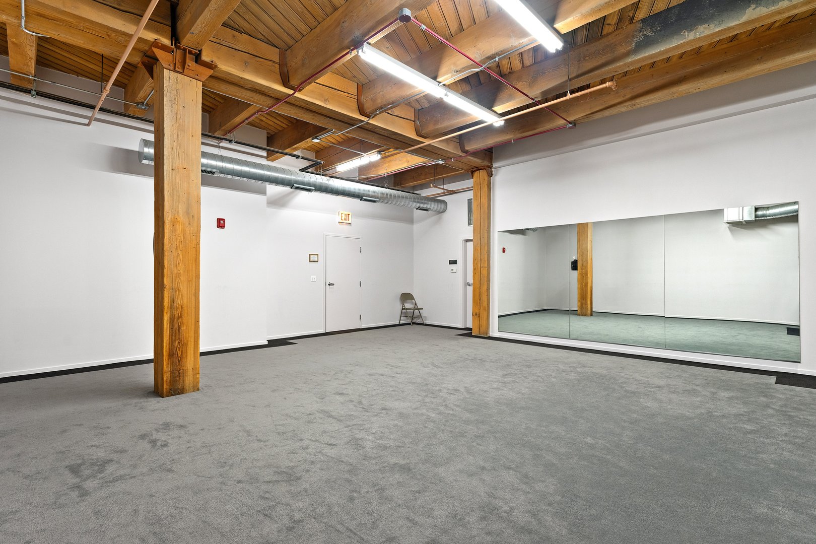 1040 W Adams Street Unit: 122