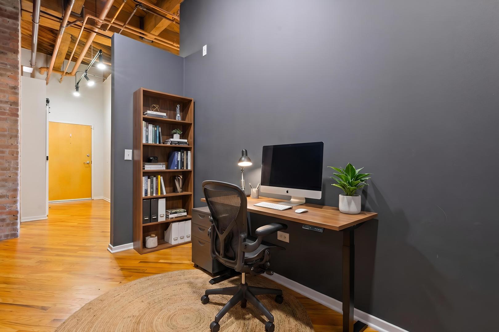 1040 W Adams Street Unit: 122