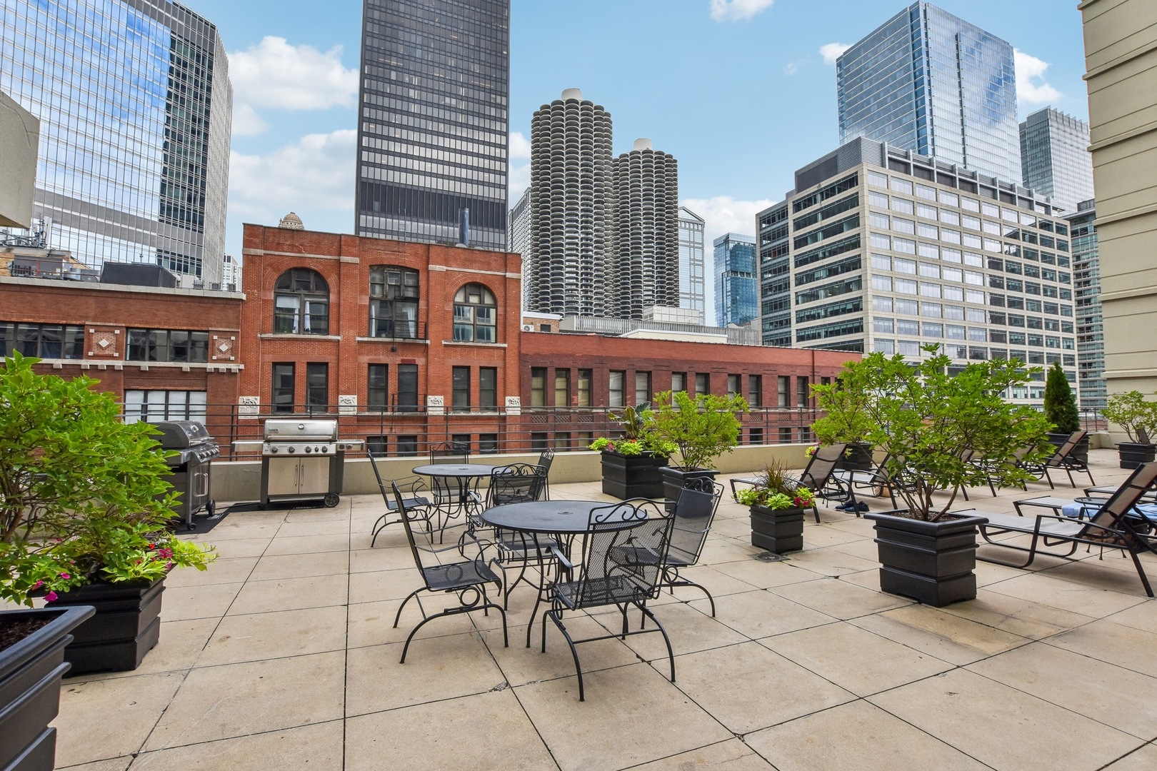 440 N Wabash Avenue Unit: 409