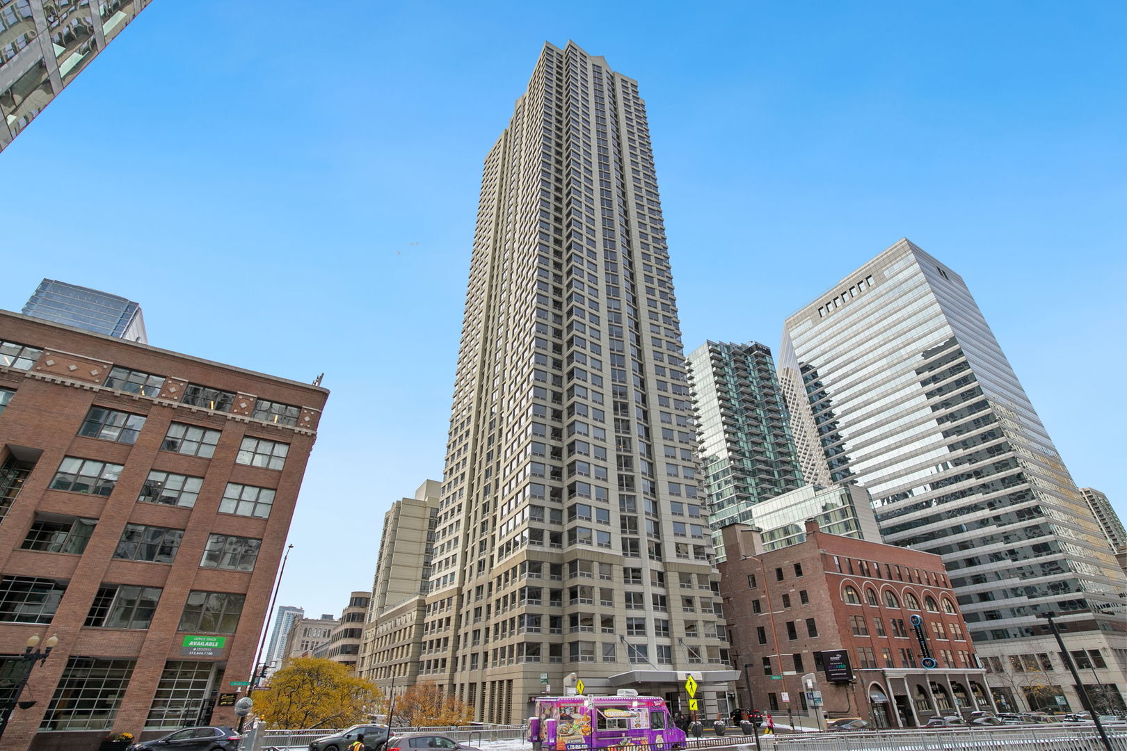 440 N Wabash Avenue Unit: 409