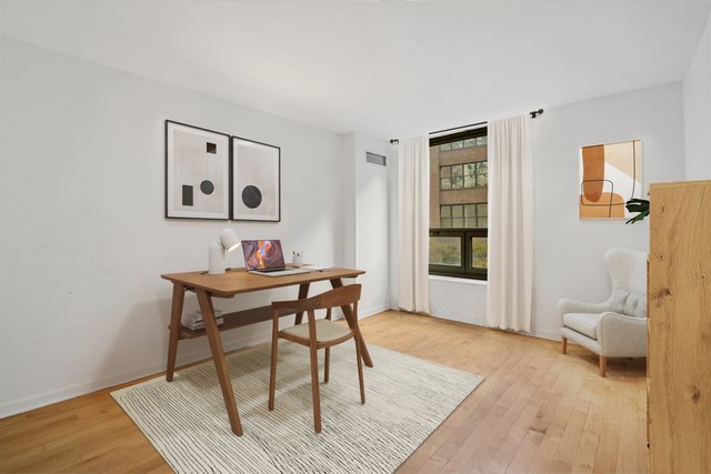 440 N Wabash Avenue Unit: 409