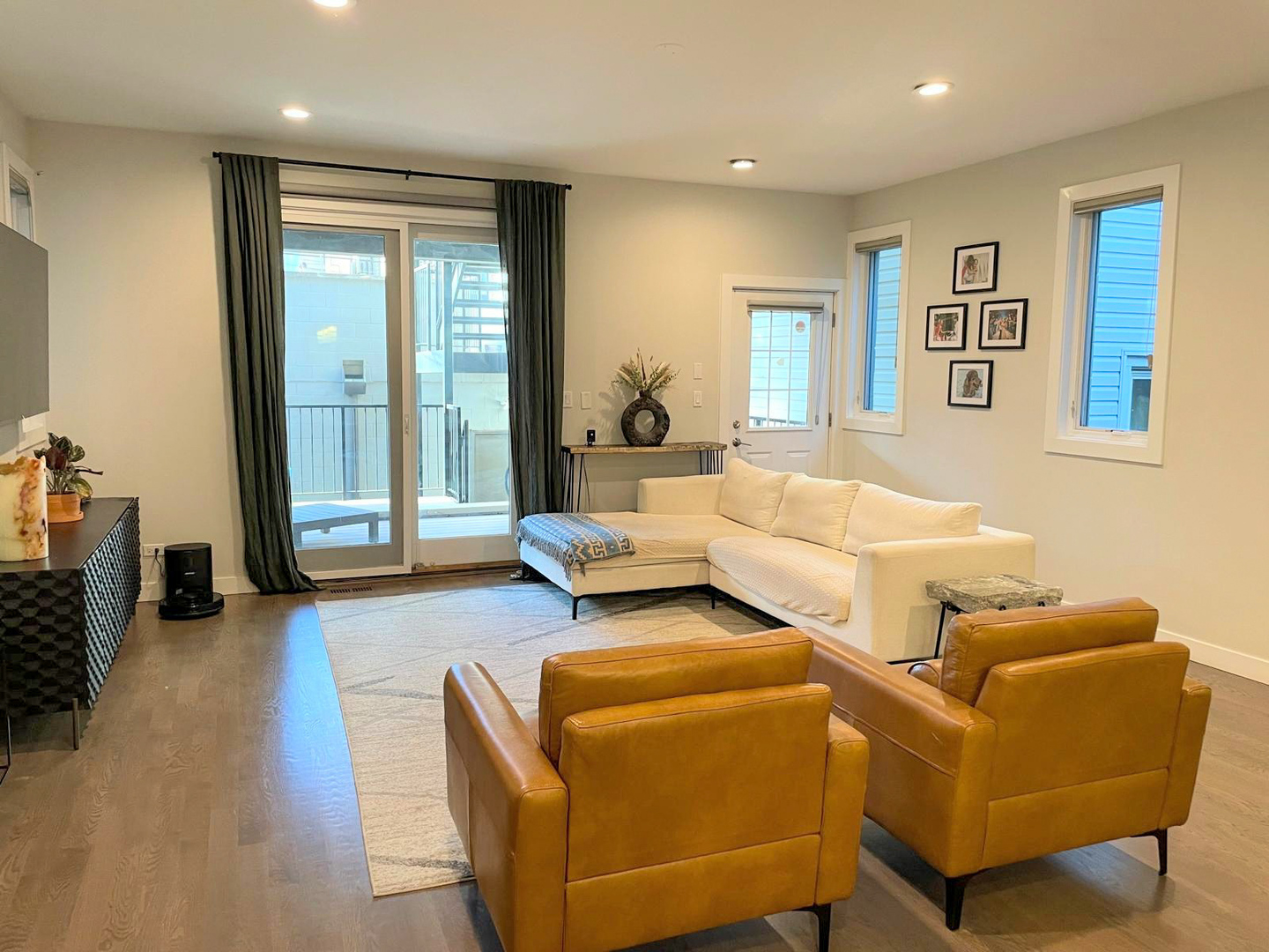 1506 W Superior Street Unit: 1