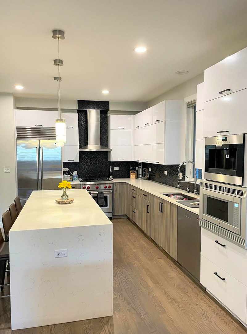 1506 W Superior Street Unit: 1