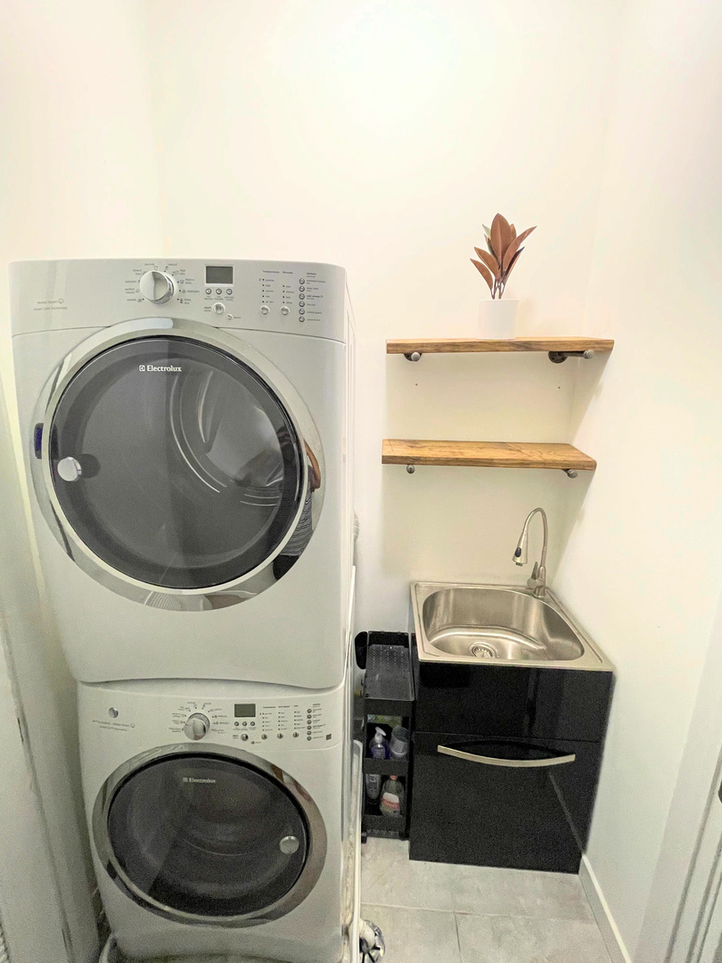1506 W Superior Street Unit: 1