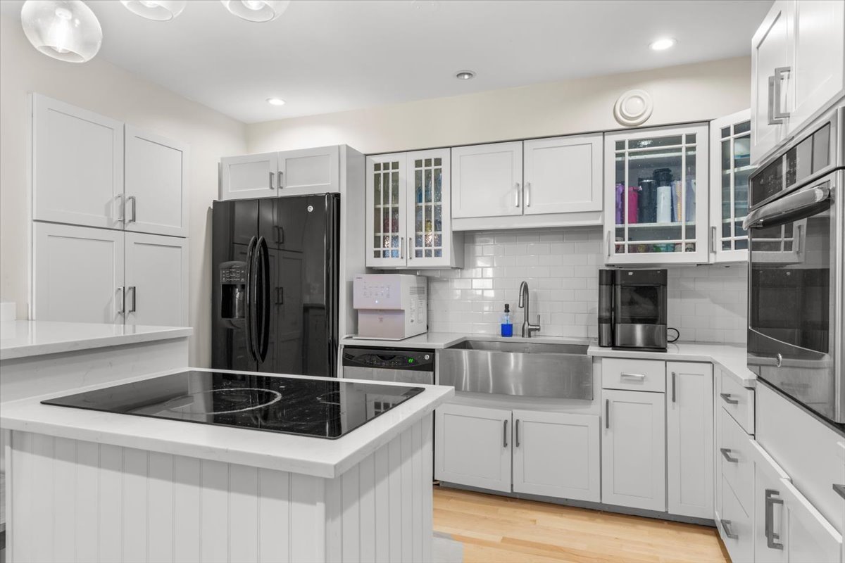 40 E 9TH Street Unit: 1205