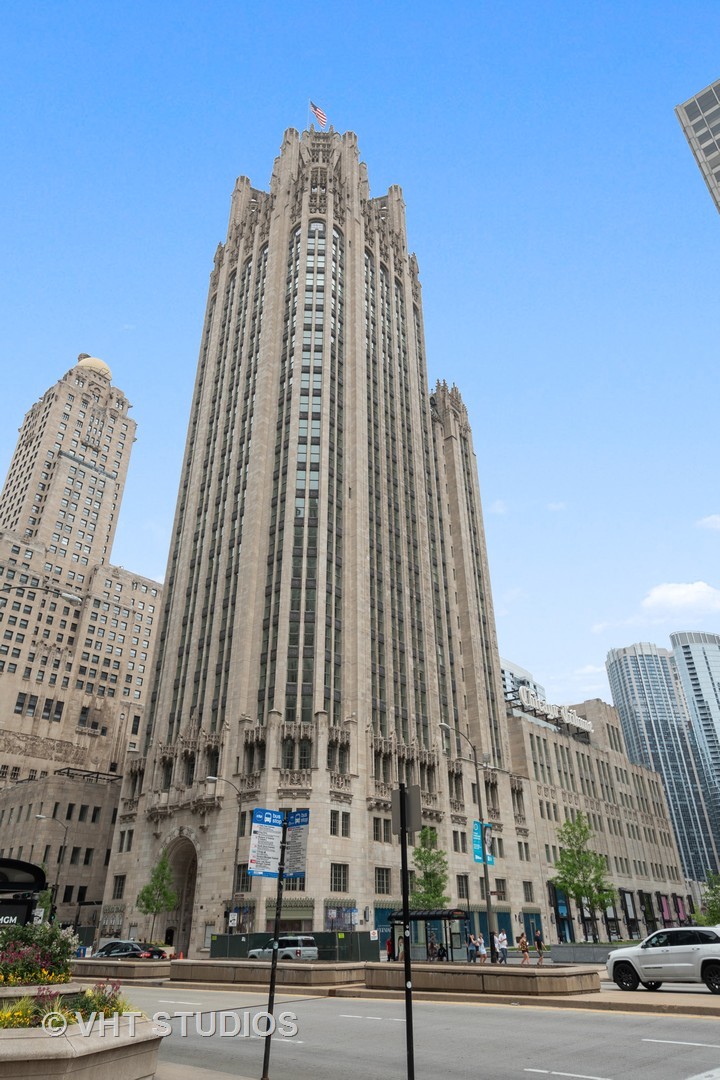 435 N Michigan Avenue Unit: 401