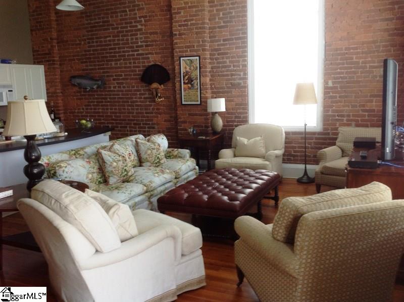 100 W Court Street Unit 3K