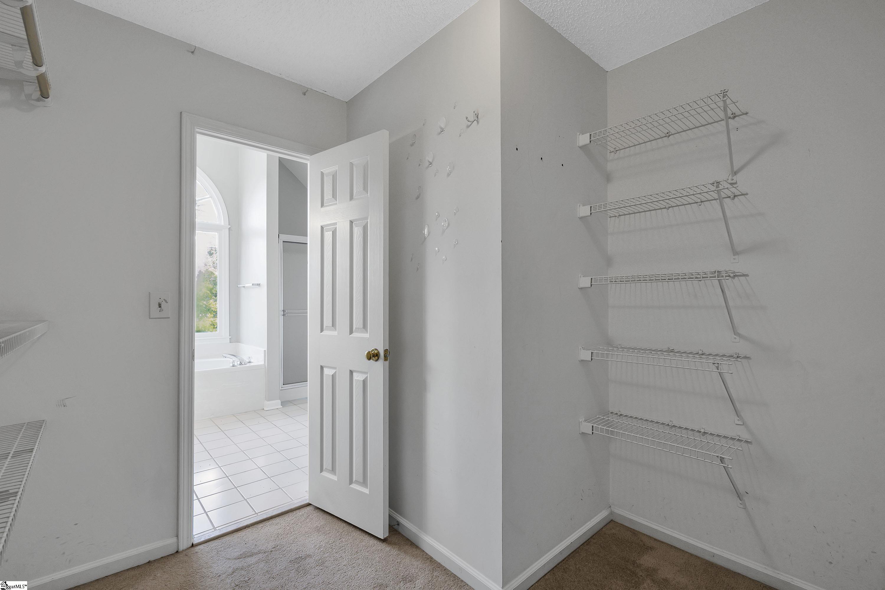 4 Promontory Court