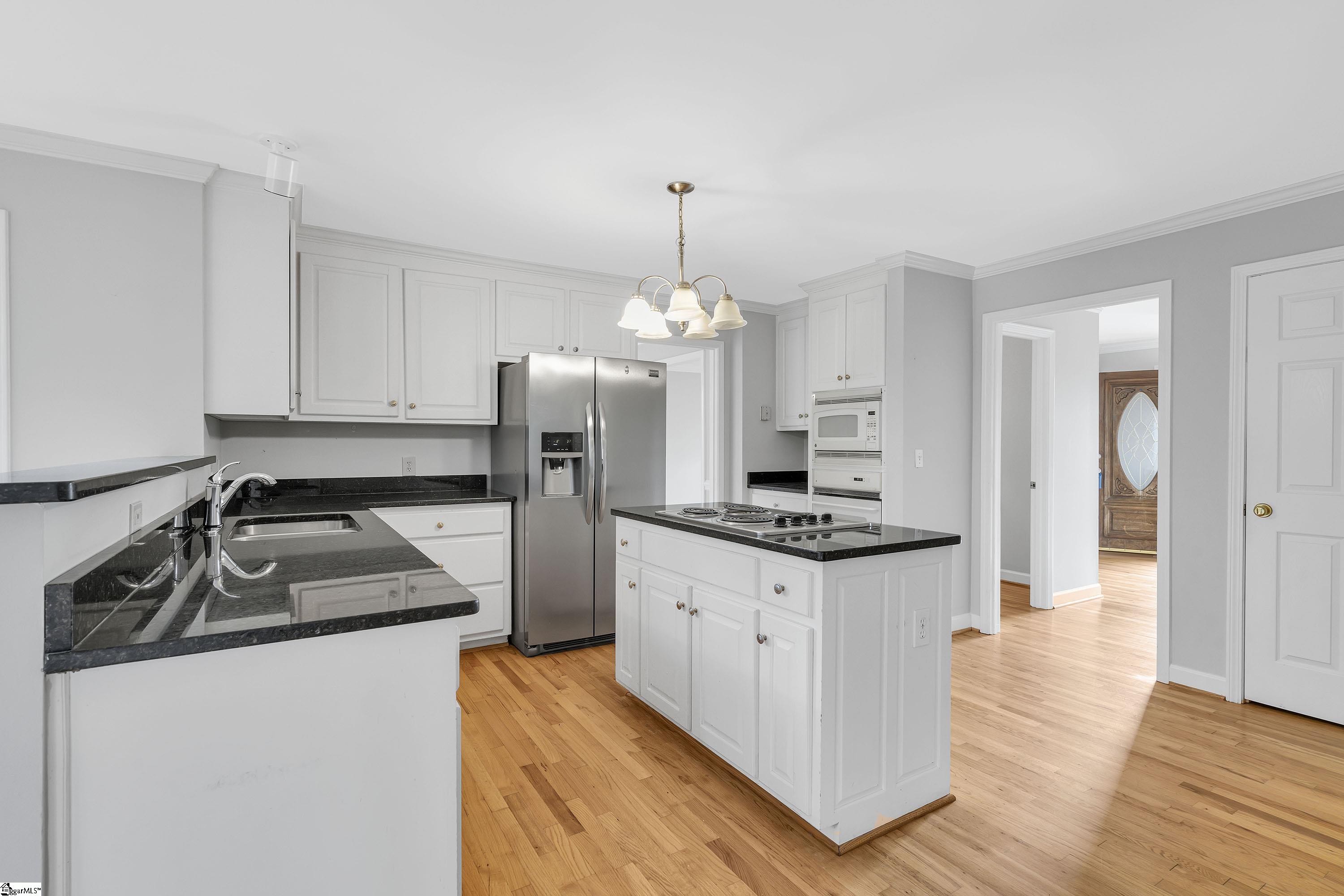 4 Promontory Court