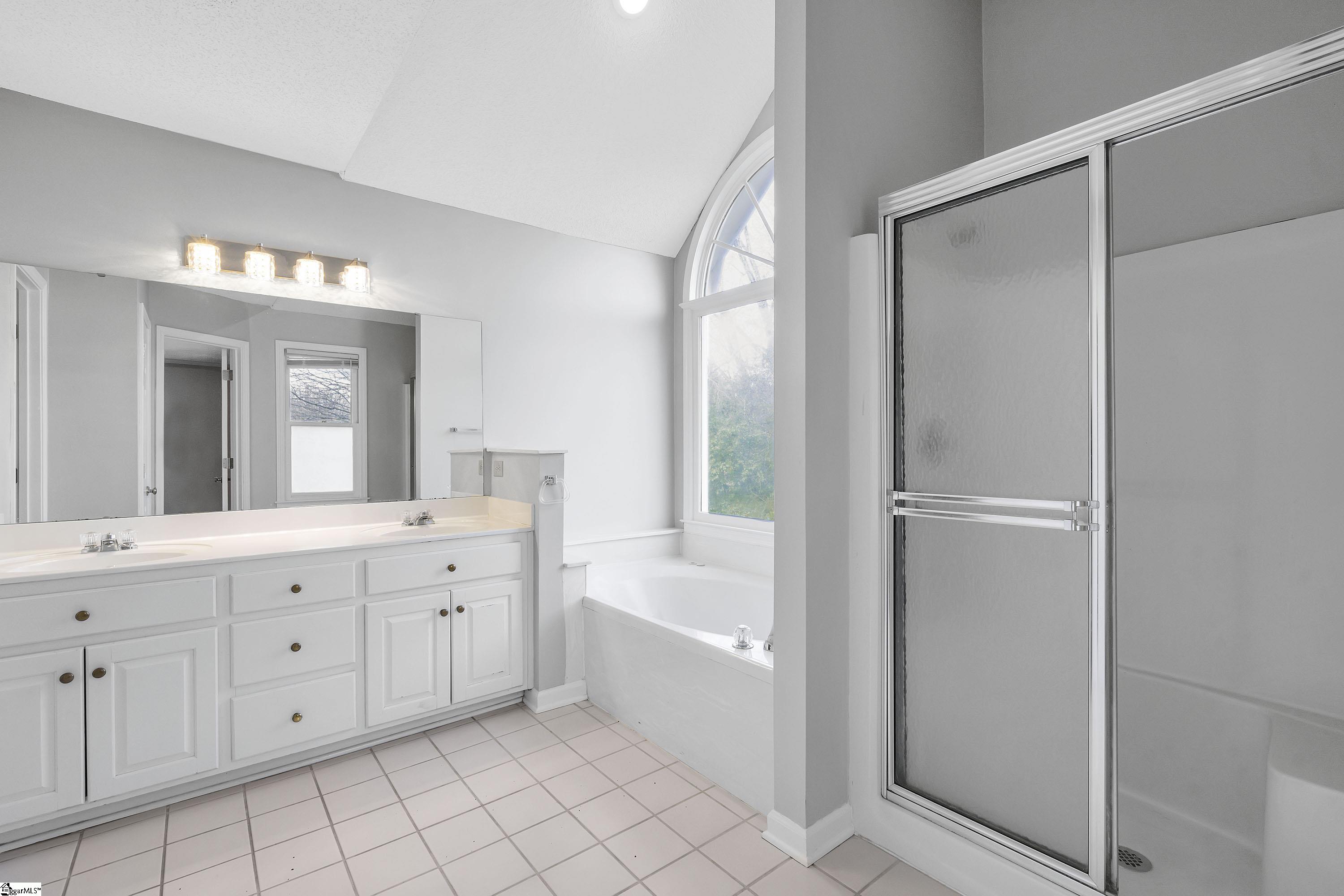 4 Promontory Court