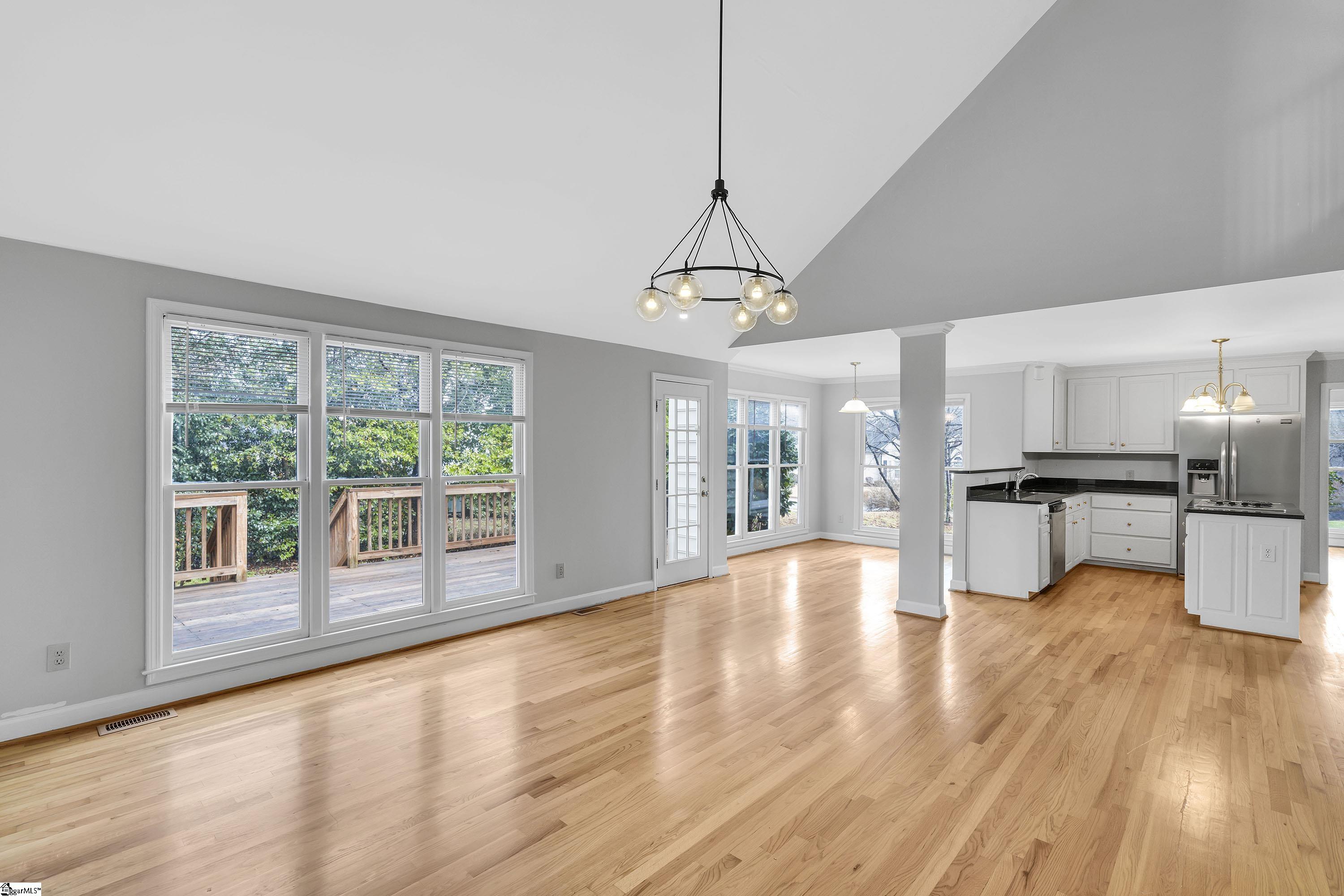 4 Promontory Court