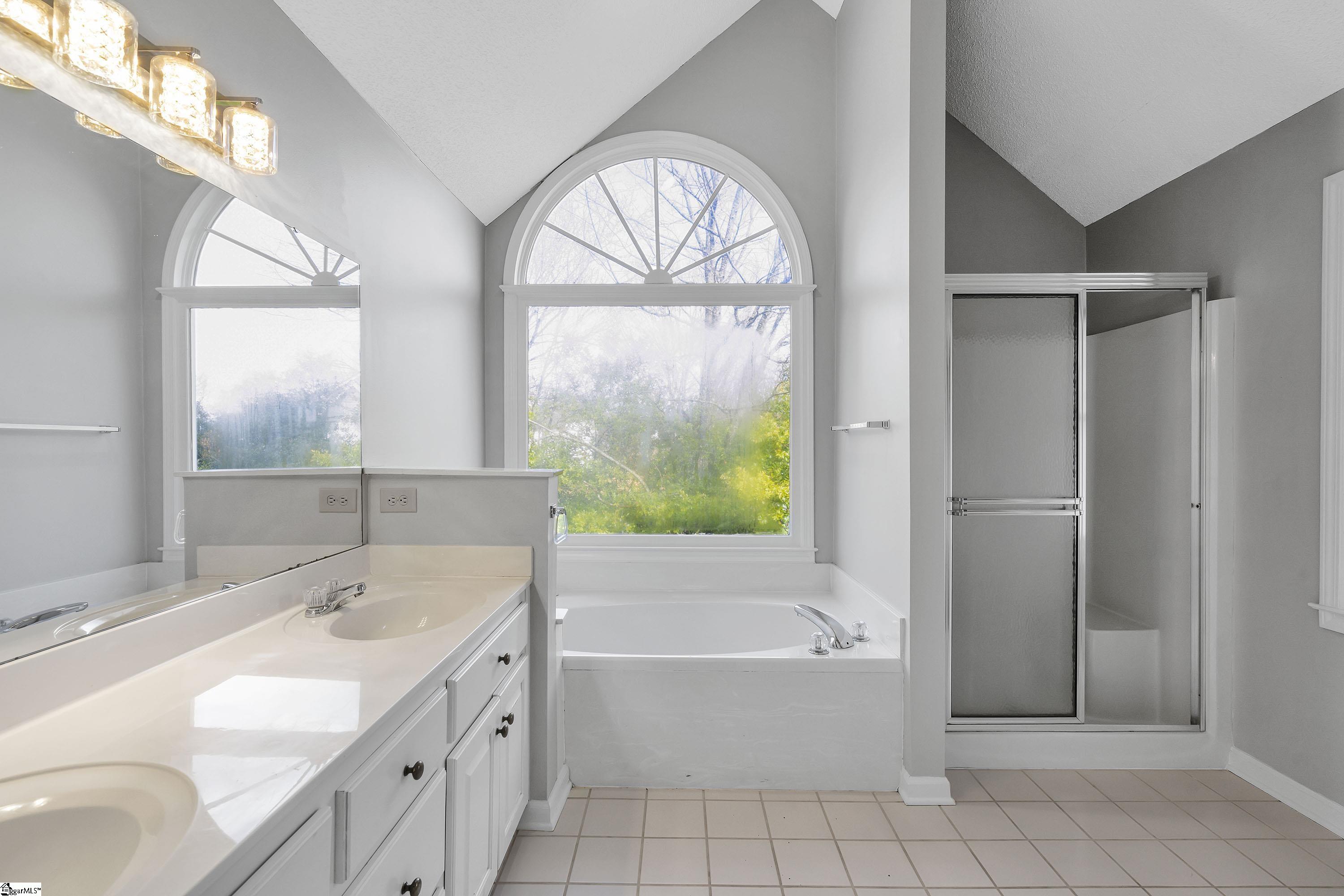 4 Promontory Court