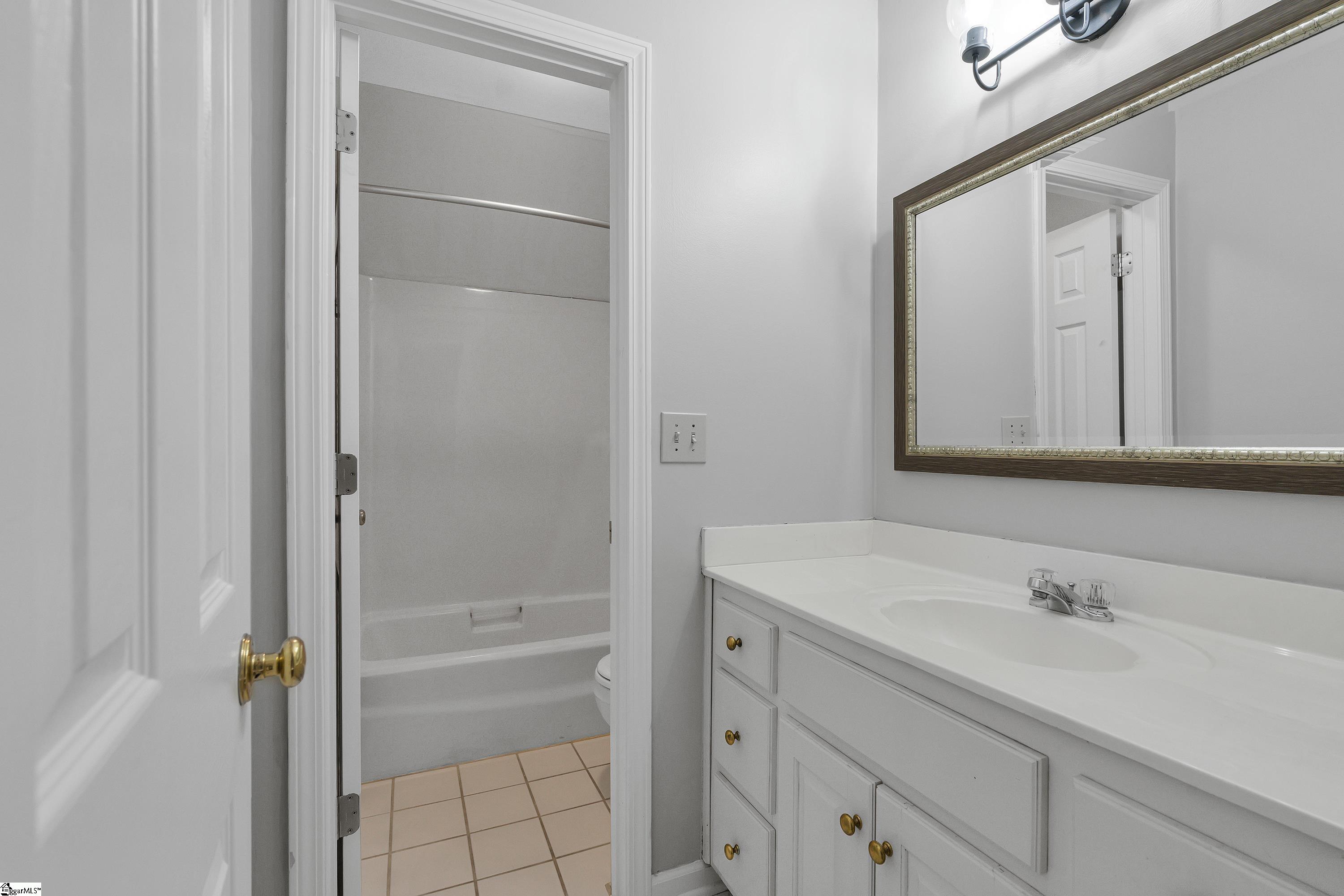 4 Promontory Court