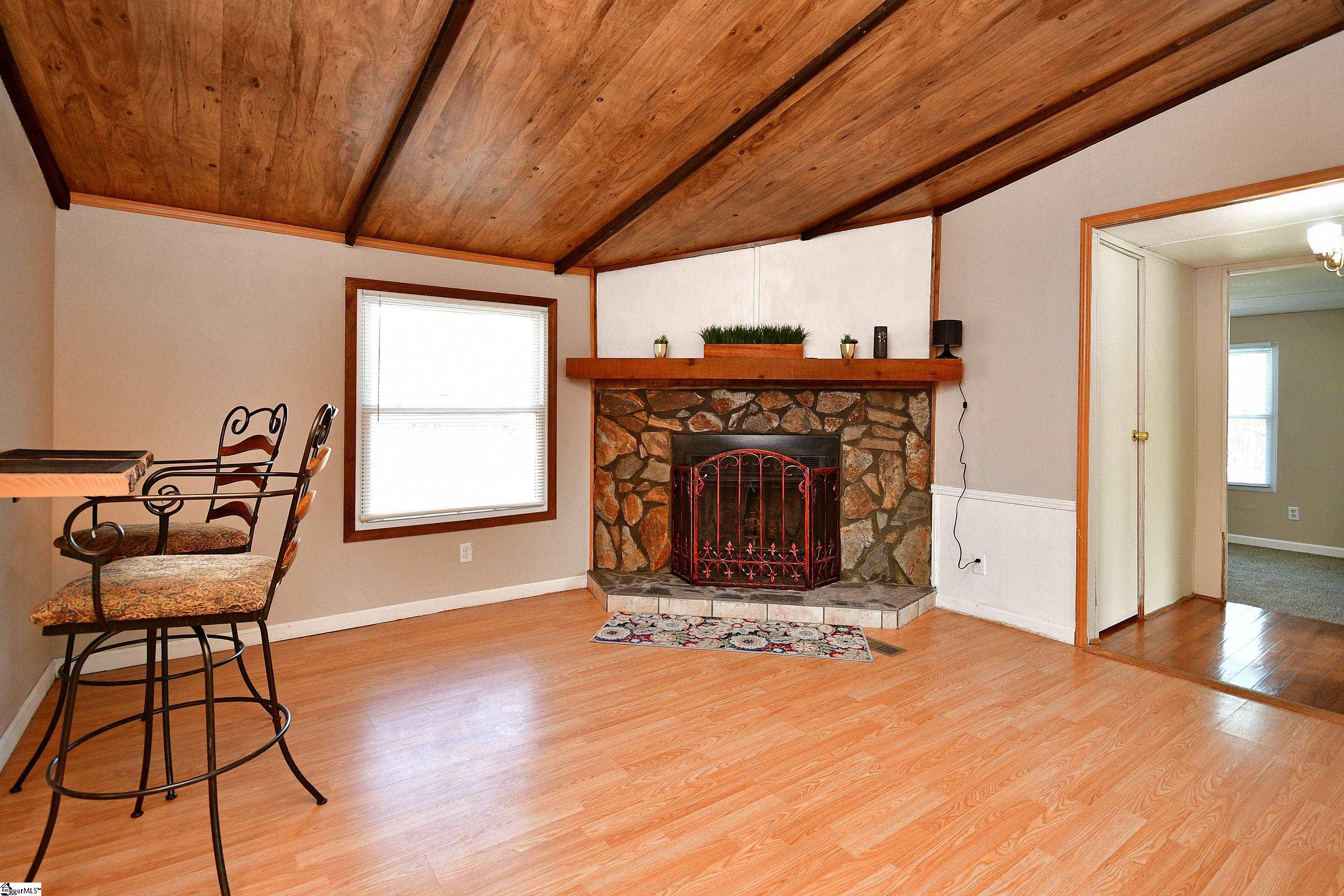 111 Corner Wood