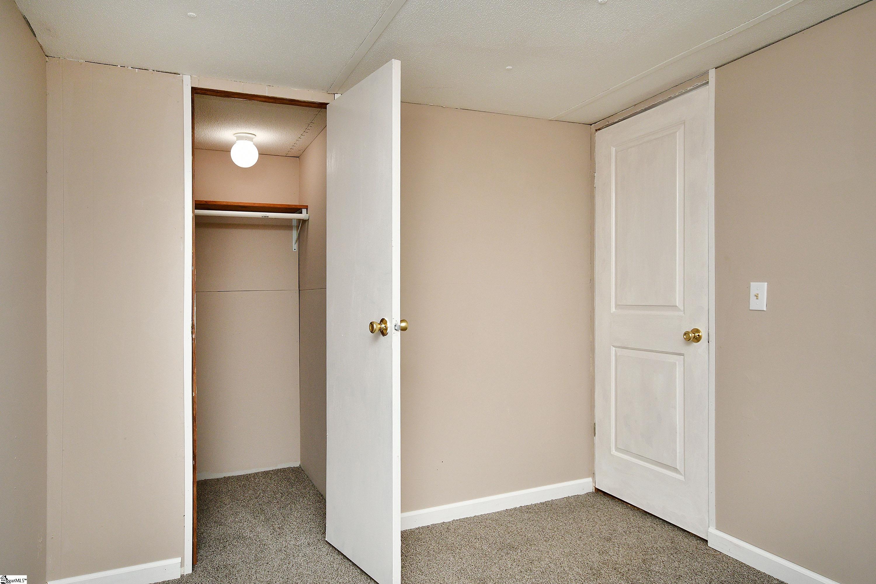 111 Corner Wood