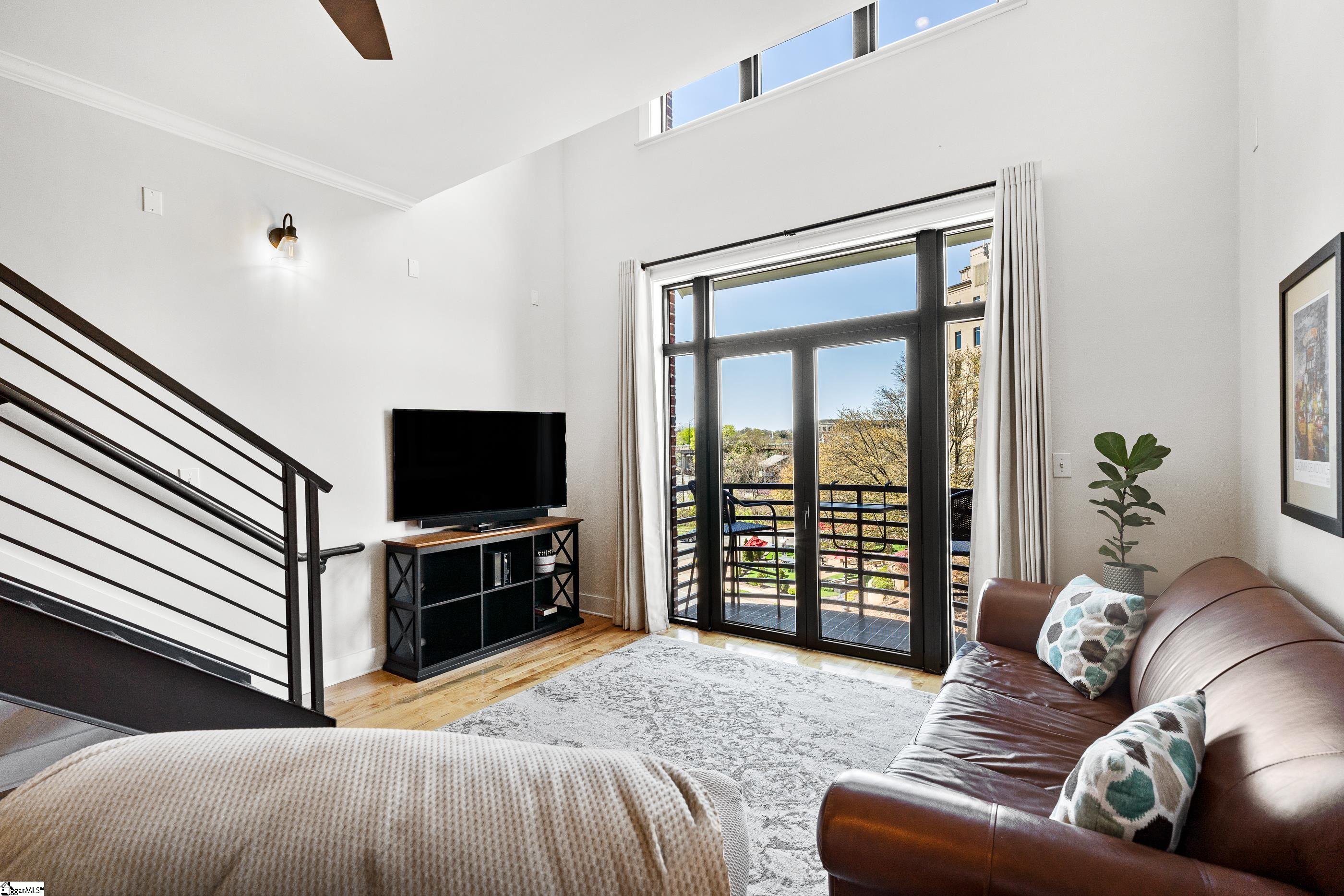 101 W Court Street Unit 228
