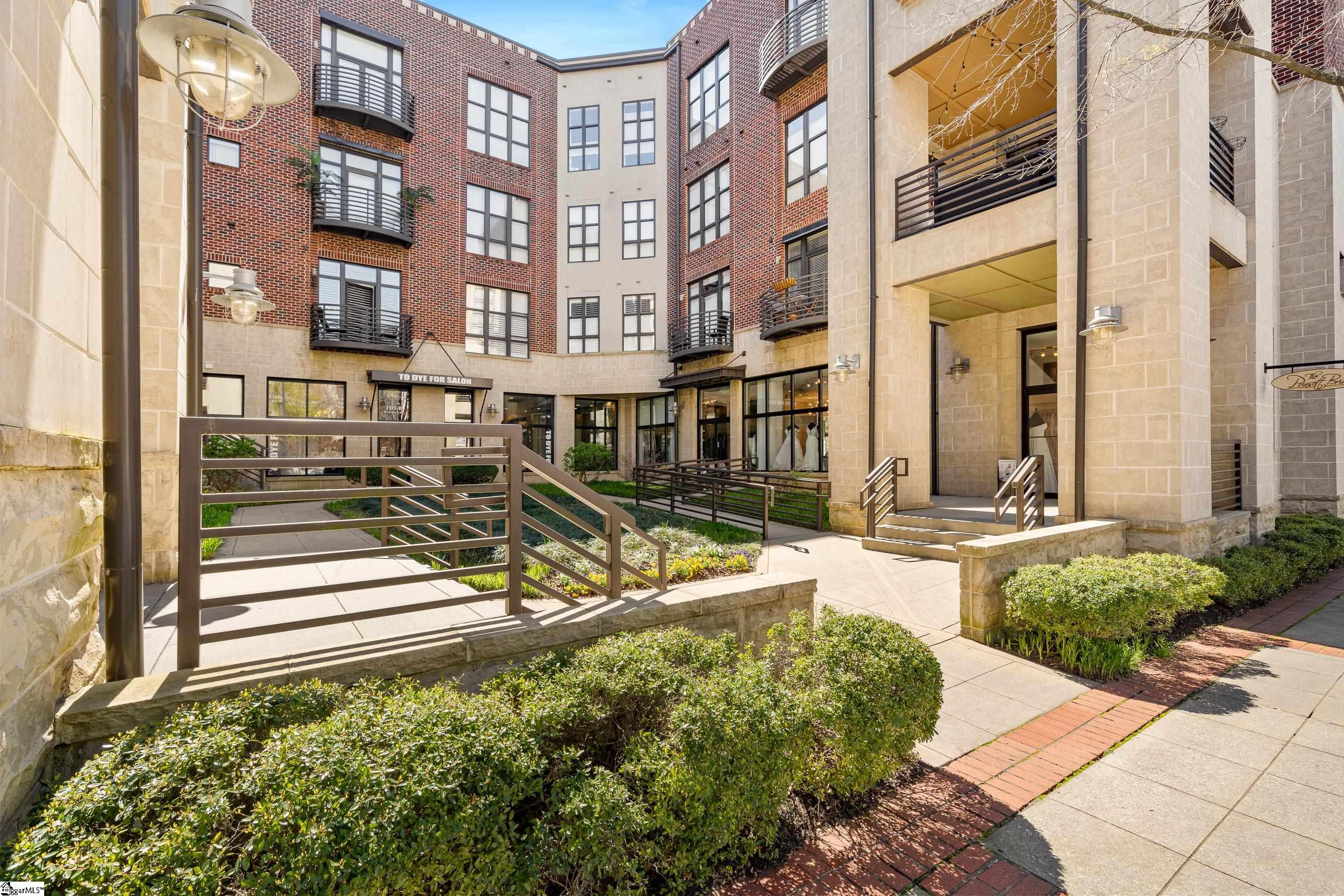101 W Court Street Unit 228