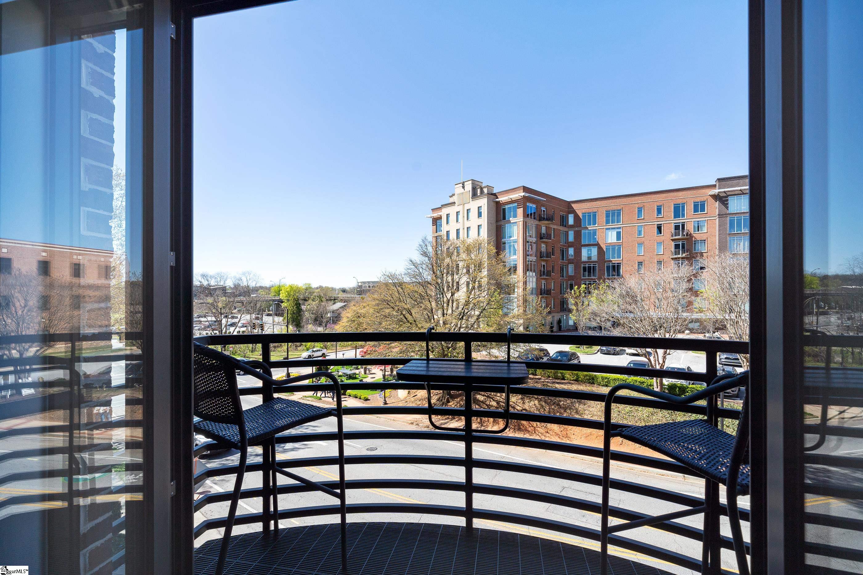 101 W Court Street Unit 228