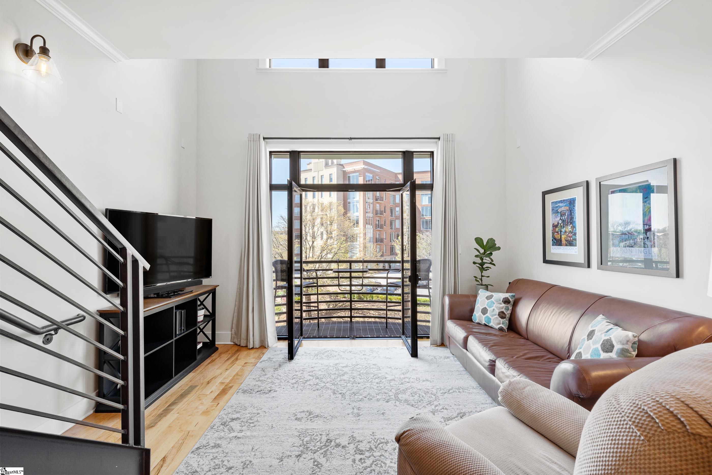 101 W Court Street Unit 228